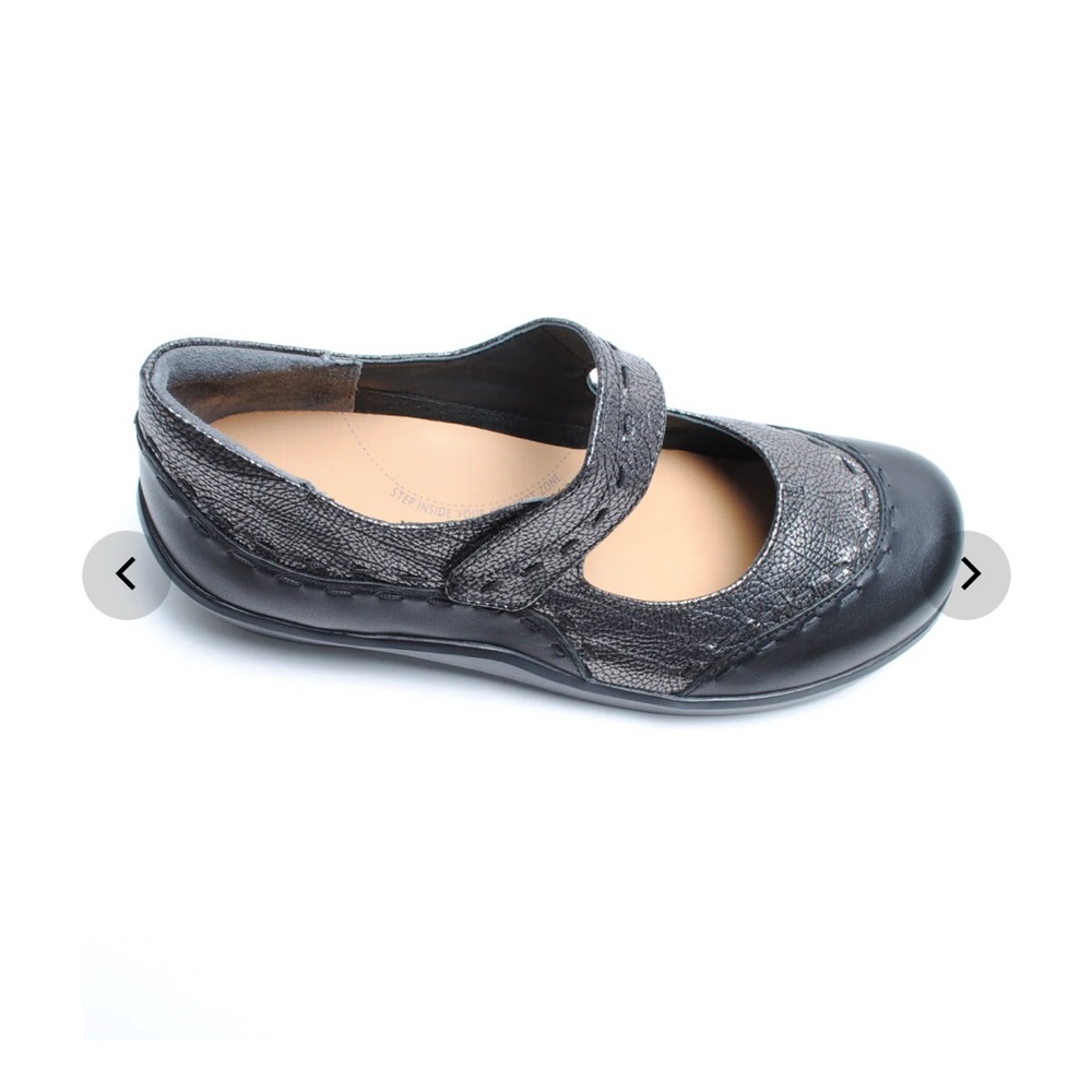 Ziera Mary Janes